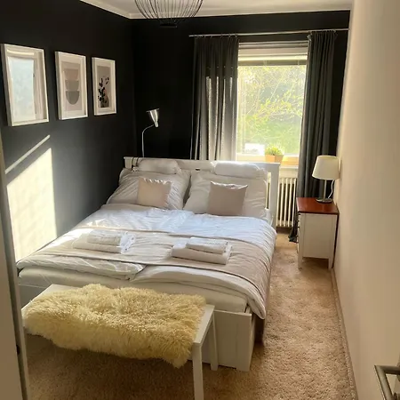 Apartman Willkommen In Ihrem Sonnigen Gartenapartment